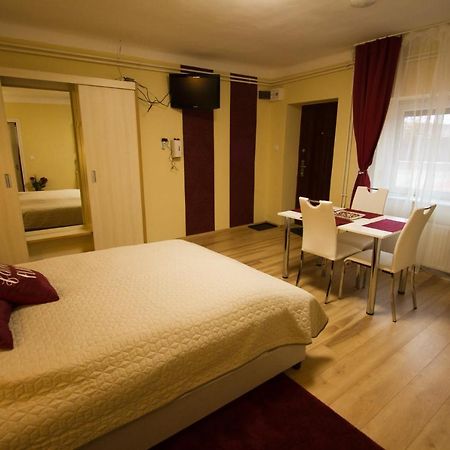 Angyal Apartman Черкеселе Екстер'єр фото