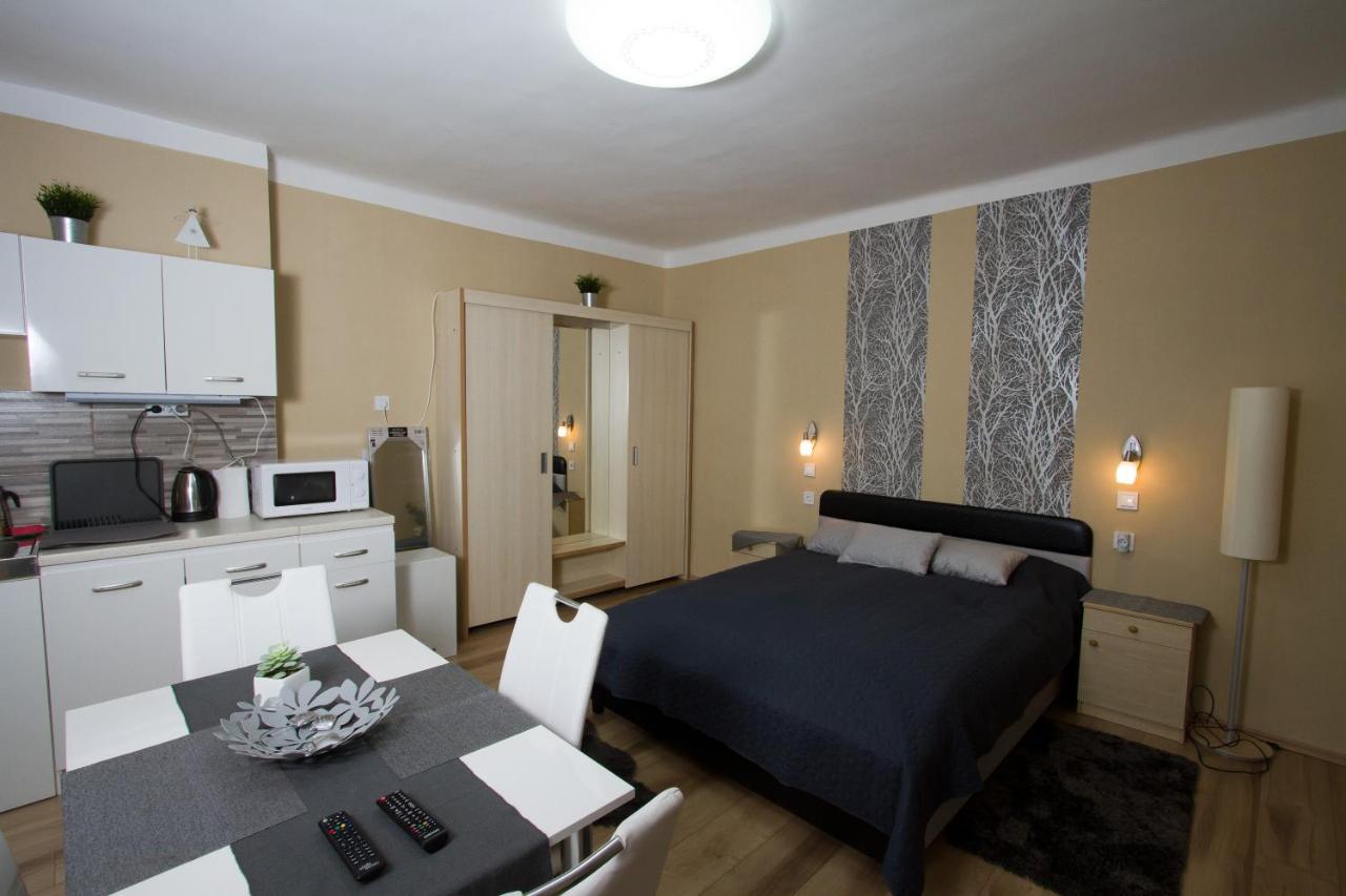 Angyal Apartman Черкеселе Екстер'єр фото
